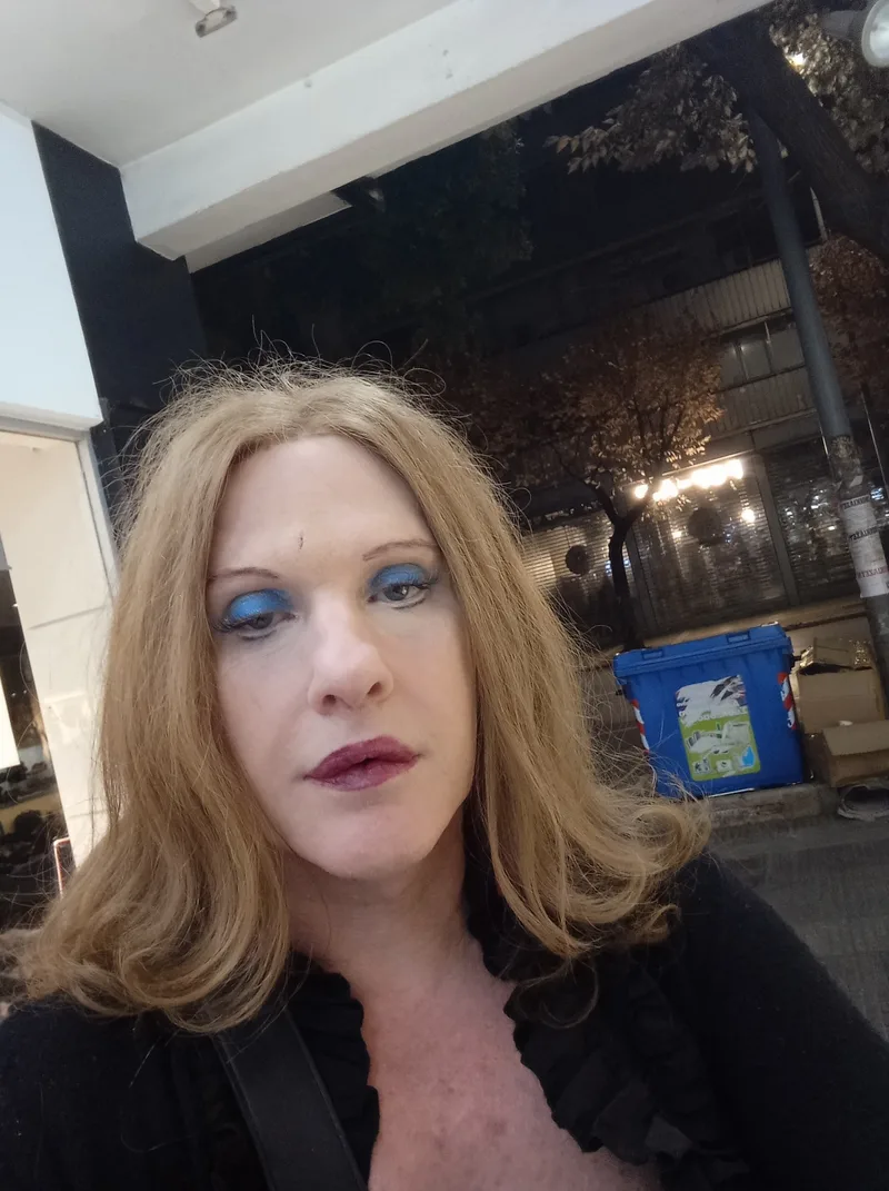 Σε περιμενω οικονομικα και ποιοτικα, trans escort Θεσσαλονίκη