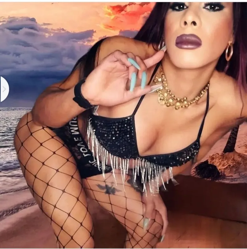 Tu latina lechera, trans escort Λάρισα
